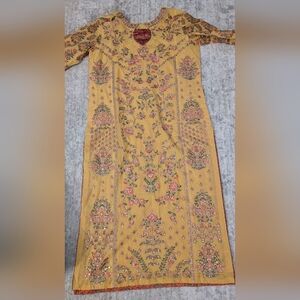 Hussain Rehar Embroideried Suit